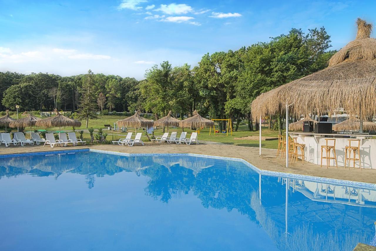 Hotel Forest Beach Primorsko Ngoại thất bức ảnh